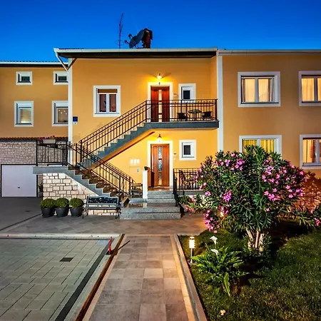 Apartments Euphemia Rovinj Exterior foto